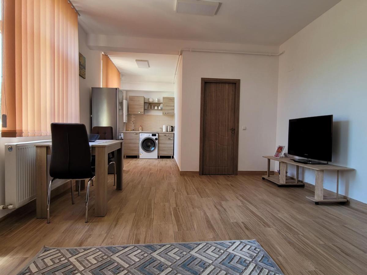 Apartamente Livada Râmnicu Vâlcea Exteriör bild