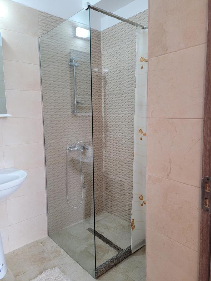 Apartamente Livada Râmnicu Vâlcea Exteriör bild