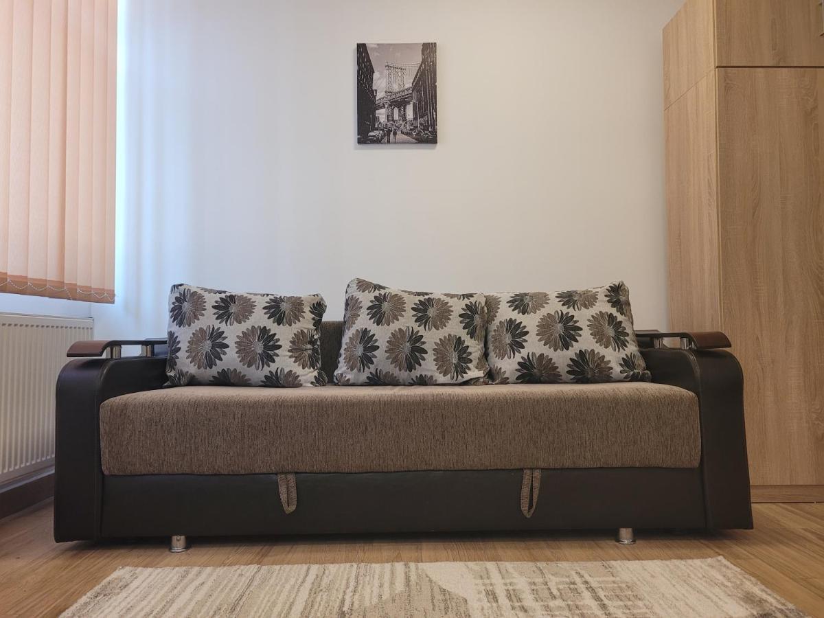 Apartamente Livada Râmnicu Vâlcea Exteriör bild