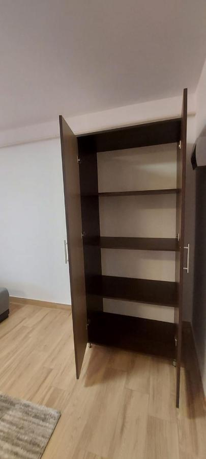 Apartamente Livada Râmnicu Vâlcea Exteriör bild